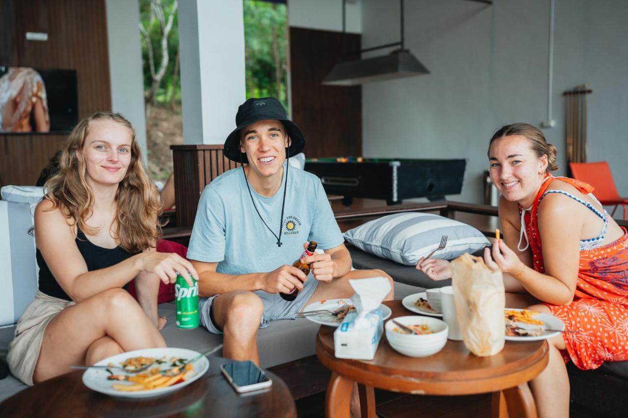 קו סמוי Chill Inn Samui Hostel And Restaurant מראה חיצוני תמונה
