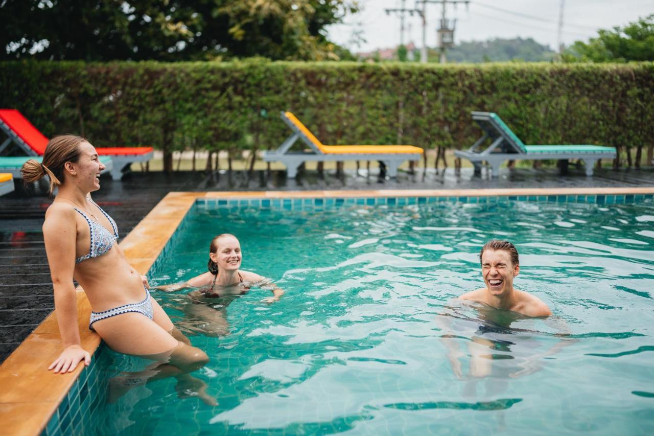 קו סמוי Chill Inn Samui Hostel And Restaurant מראה חיצוני תמונה
